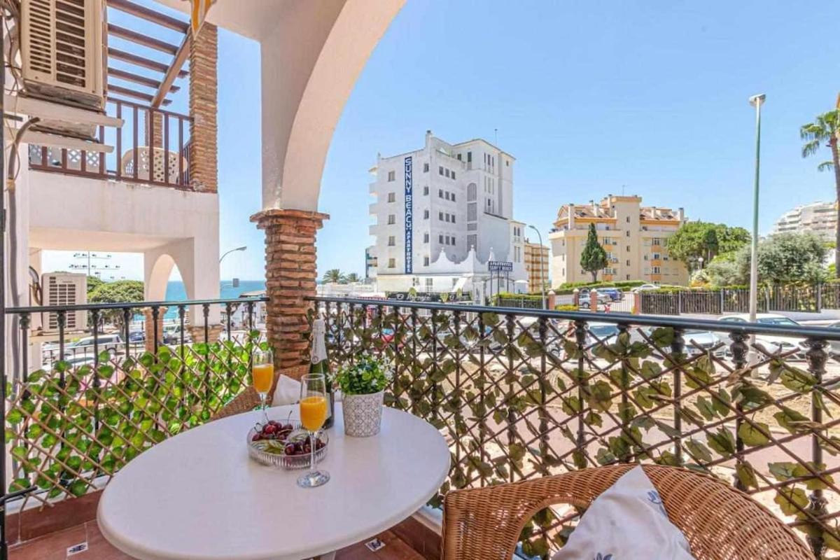 797 Holiday Rentals - Apartamento En Pueblo Quinta A 1 Min De La Playa Benalmadena Bagian luar foto