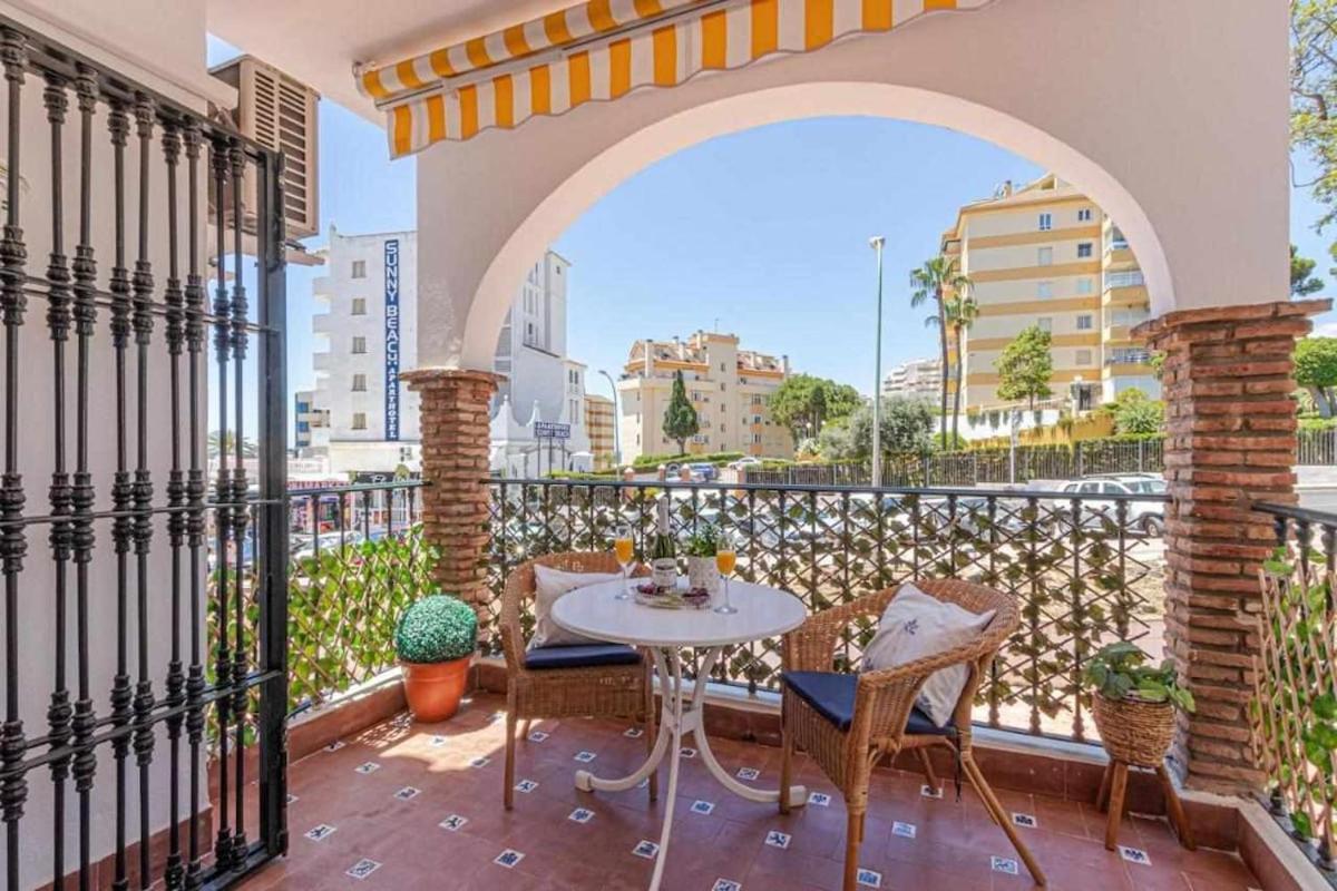 797 Holiday Rentals - Apartamento En Pueblo Quinta A 1 Min De La Playa Benalmadena Bagian luar foto