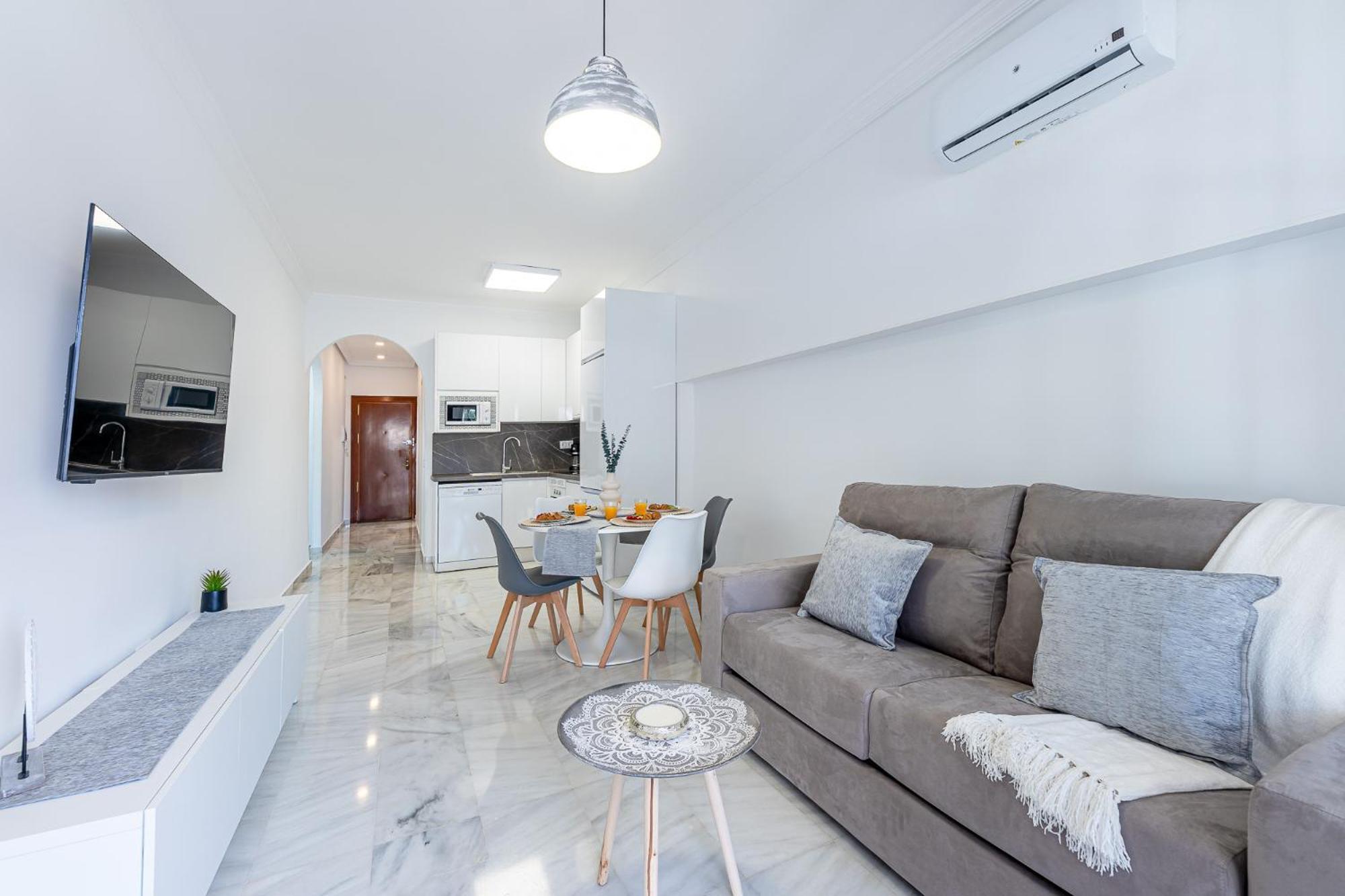 797 Holiday Rentals - Apartamento En Pueblo Quinta A 1 Min De La Playa Benalmadena Bagian luar foto